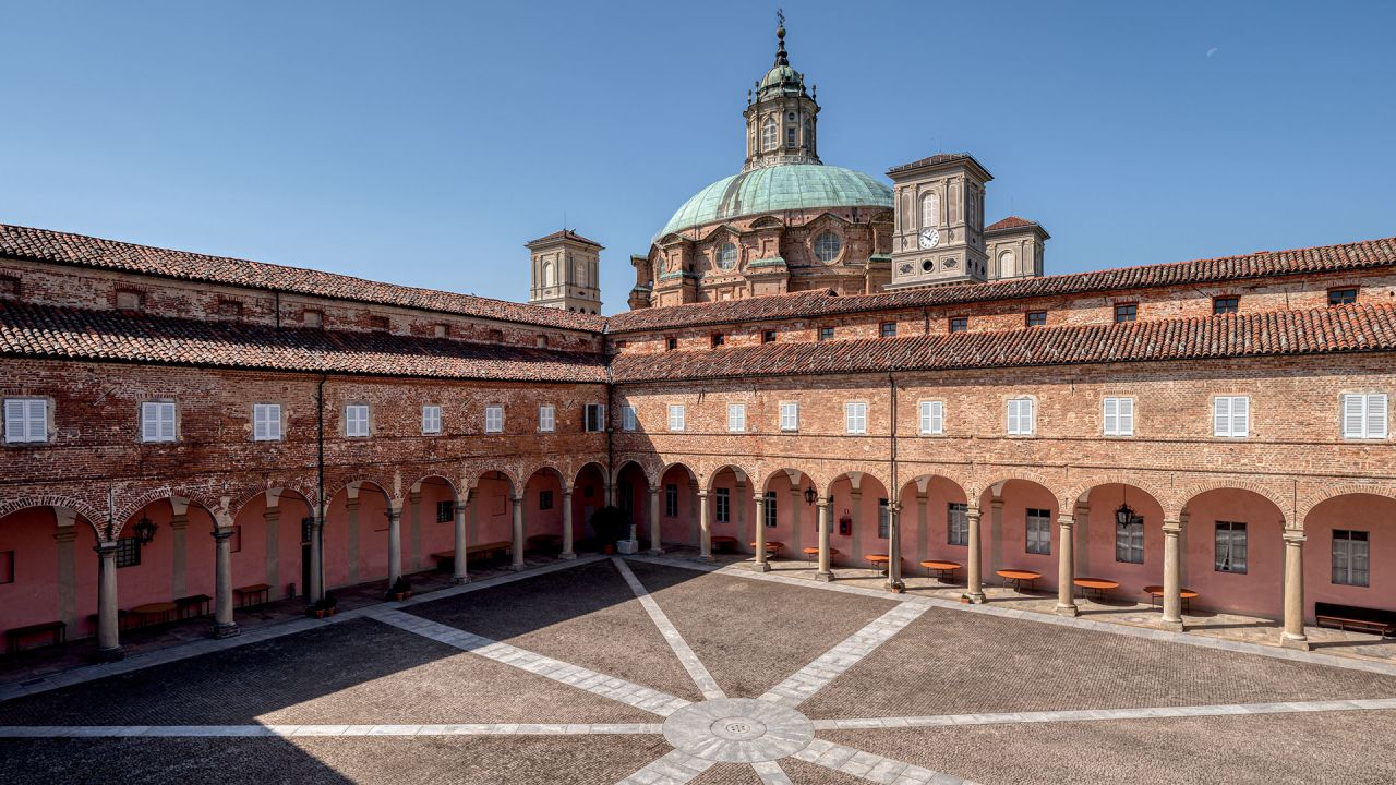 Il monastero e i “frati di buona vita”